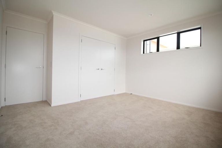 Photo of property in 104 Hobsonville Point Road, Hobsonville, Auckland, 0616