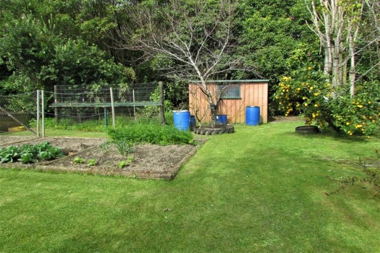 Photo of property in 2a Golden Sands Road, Barrytown, Runanga, 7873
