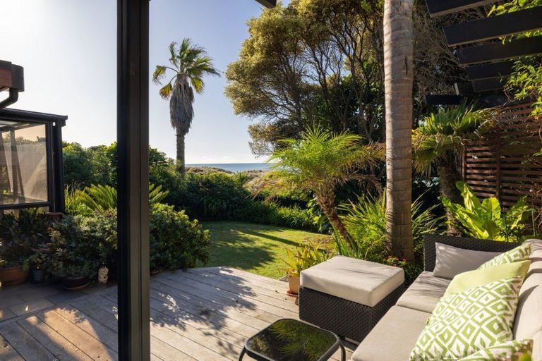 Photo of property in 323c Oceanbeach Road, Mount Maunganui, 3116