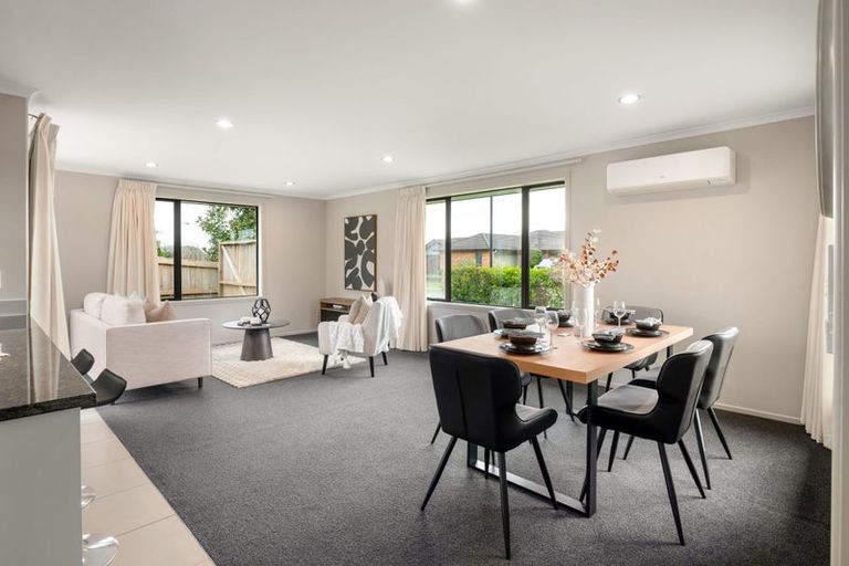 Photo of property in 102 Barrington Drive, Huntington, Hamilton, 3210