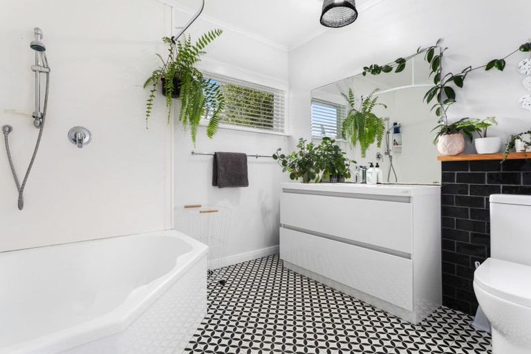 Photo of property in 71 Henderson Street, Whakatane, 3120