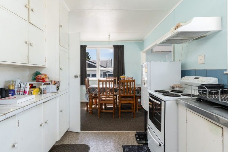 Photo of property in 189 Sievers Grove, Cannons Creek, Porirua, 5024