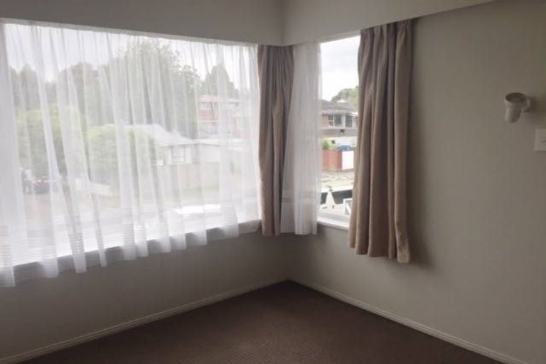 Photo of property in 43 Scenic Drive, Hillpark, Auckland, 2102