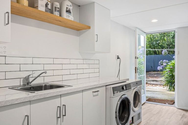 Photo of property in 23 Whareora Terrace, Cashmere, Christchurch, 8022