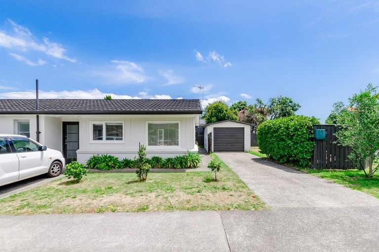 Photo of property in 1 Anthony Grove, Paraparaumu Beach, Paraparaumu, 5032