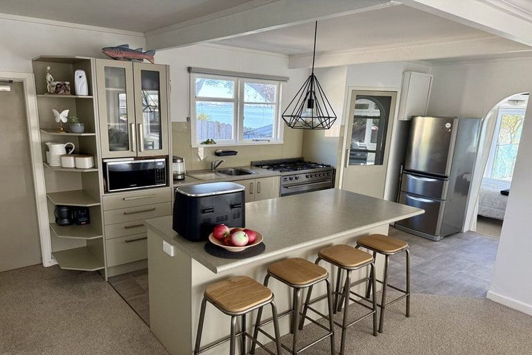 Photo of property in 15 Torkar Road, Clarks Beach, 2122