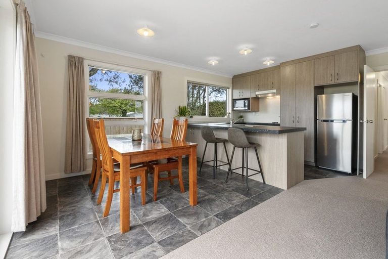 Photo of property in 3b Upham Terrace, Roslyn, Palmerston North, 4414
