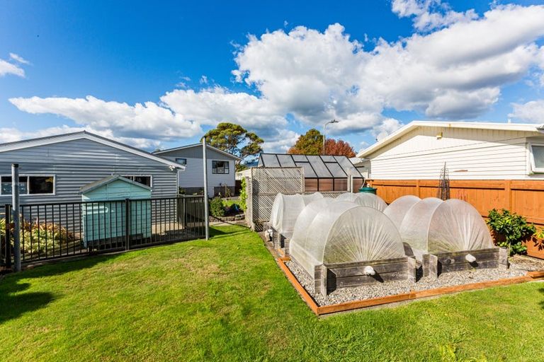 Photo of property in 21 Bonnie Glen Crescent, Ebdentown, Upper Hutt, 5018