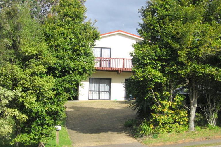 Photo of property in 202 The Drive, Whangamata, 3620