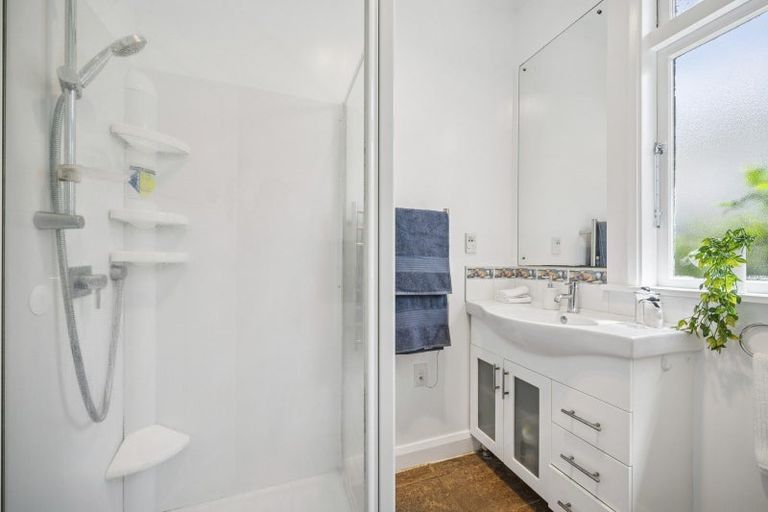 Photo of property in 34 Darlington Road, Miramar, Wellington, 6022