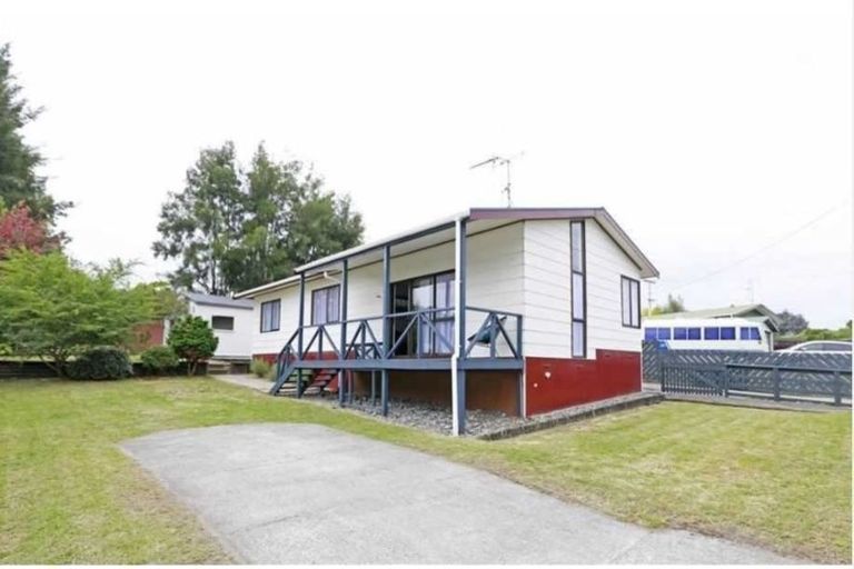 Photo of property in 75 Peacockes Road, Fitzroy, Hamilton, 3206