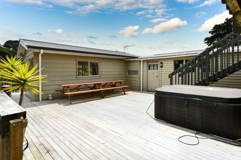 Photo of property in 27 Bethells Road, Waitakere, Auckland, 0816