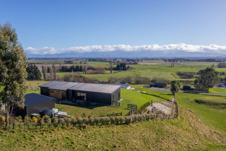 Photo of property in 375c Maharakeke Road, Waipukurau, 4281
