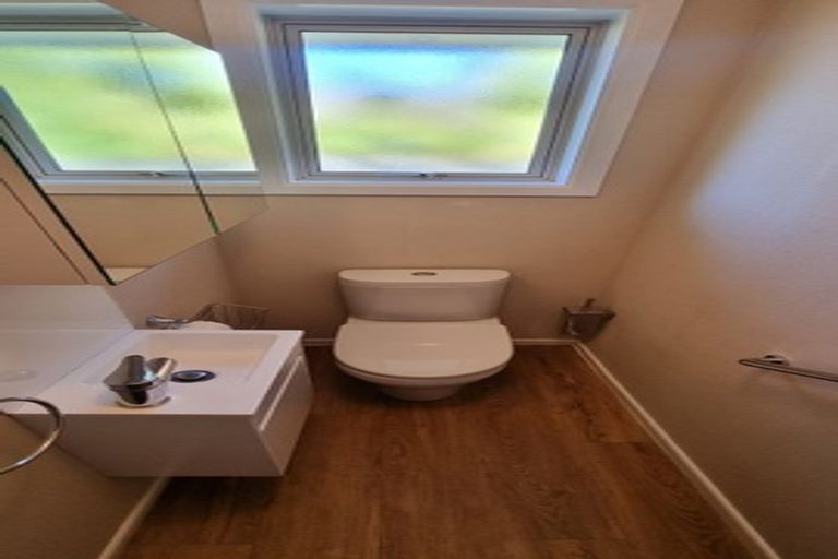 Photo of property in 4 Rachel Place, Avonhead, Christchurch, 8042