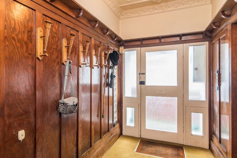 Photo of property in 6 Roy Street, Newtown, Wellington, 6021