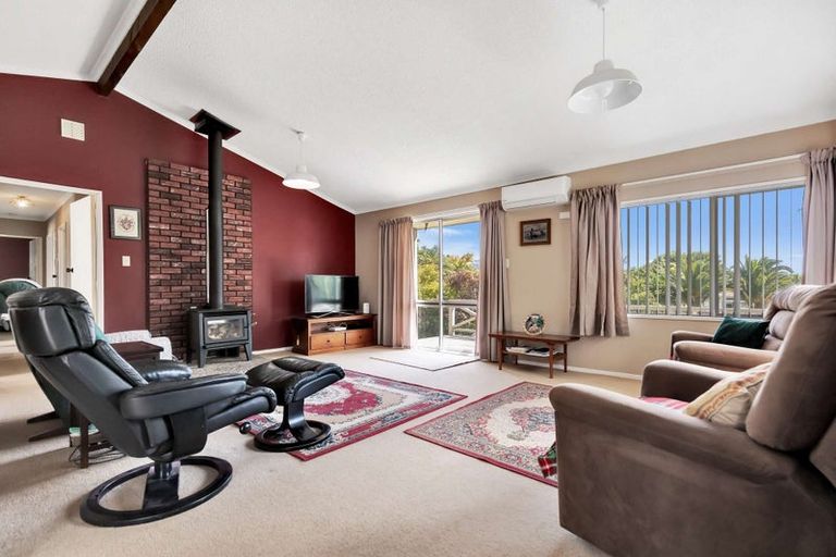 Photo of property in 72 Pegasus Drive, Sunnybrook, Rotorua, 3015