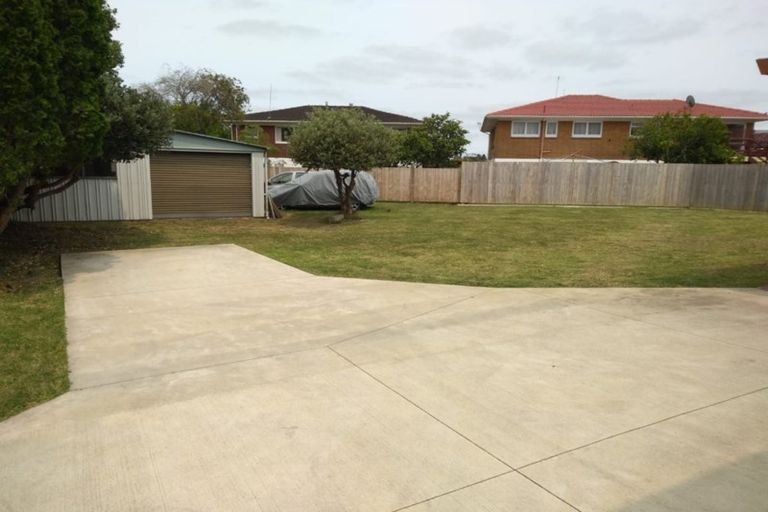 Photo of property in 43 Maugham Drive, Bucklands Beach, Auckland, 2014
