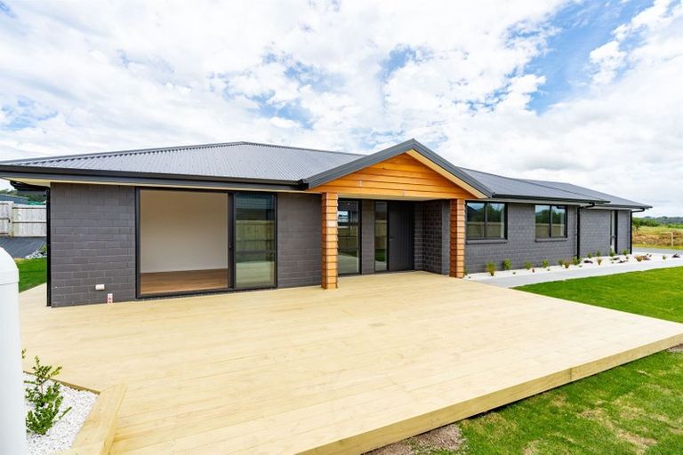 Photo of property in 34 Marram Place, Mangawhai Heads, Mangawhai, 0505