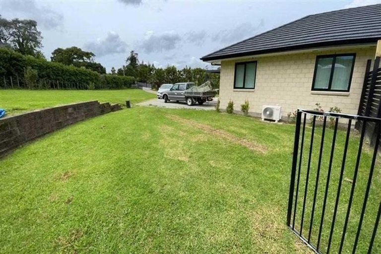 Photo of property in 41 Nixon Road, Taupaki, Henderson, 0782