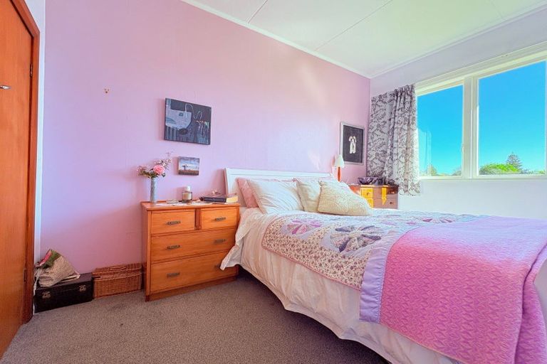 Photo of property in 15 Victoria Avenue, Wairoa, 4108