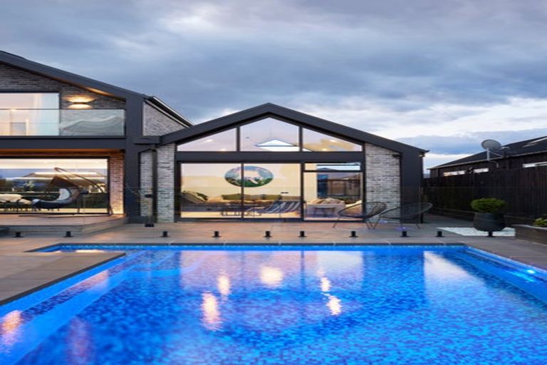 Photo of property in 13 Karere Avenue, Marshland, Christchurch, 8083