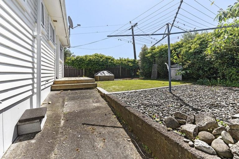 Photo of property in 15 Junction Street, Welbourn, New Plymouth, 4310