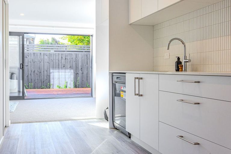 Photo of property in 2/99 King Street, Sydenham, Christchurch, 8023