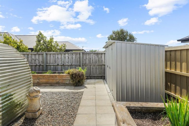 Photo of property in 11 Awa Place, Rangiora, 7400