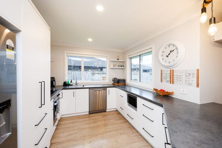 Photo of property in 9 Pearl Grove, Ashhurst, 4810