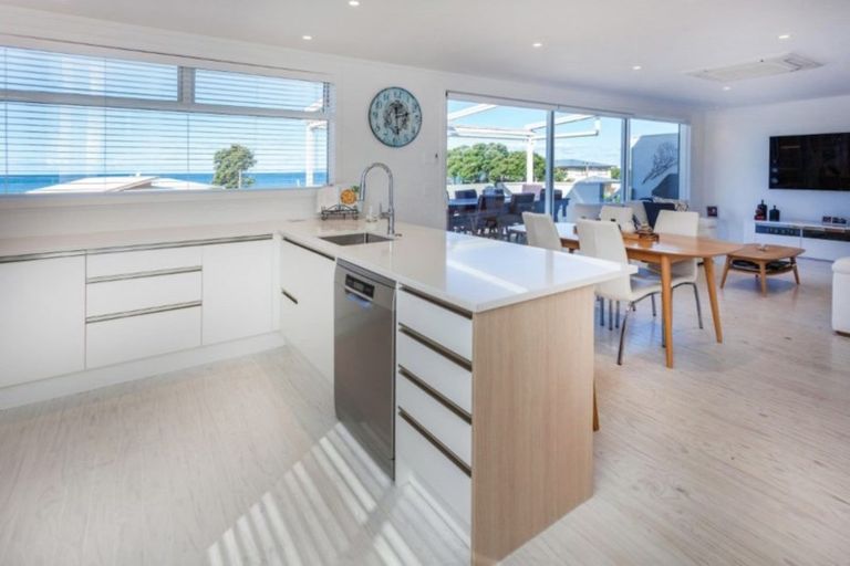 Photo of property in 102b Diana Avenue, Whangamata, 3620