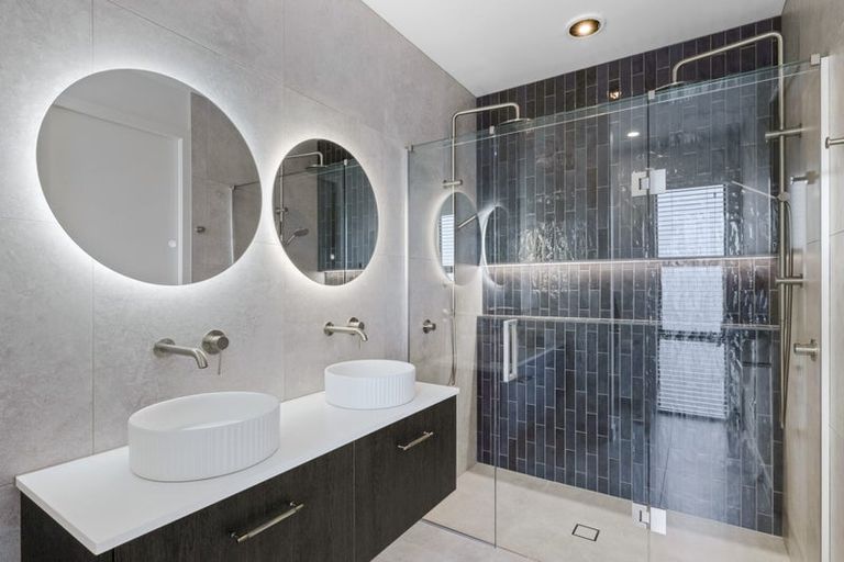 Photo of property in 54 Fernbrook Drive, Hurworth, New Plymouth, 4310