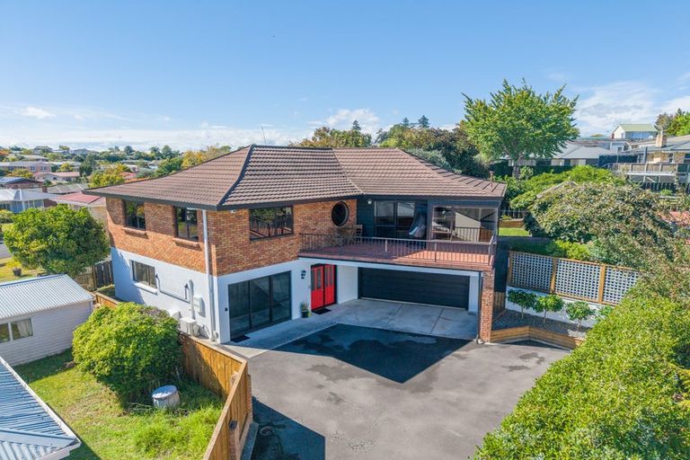 Photo of property in 2a Garthwood Road, Hillcrest, Hamilton, 3216