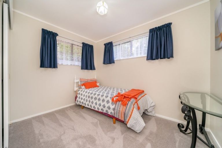 Photo of property in 15 Alleyne Court, Brown Owl, Upper Hutt, 5018