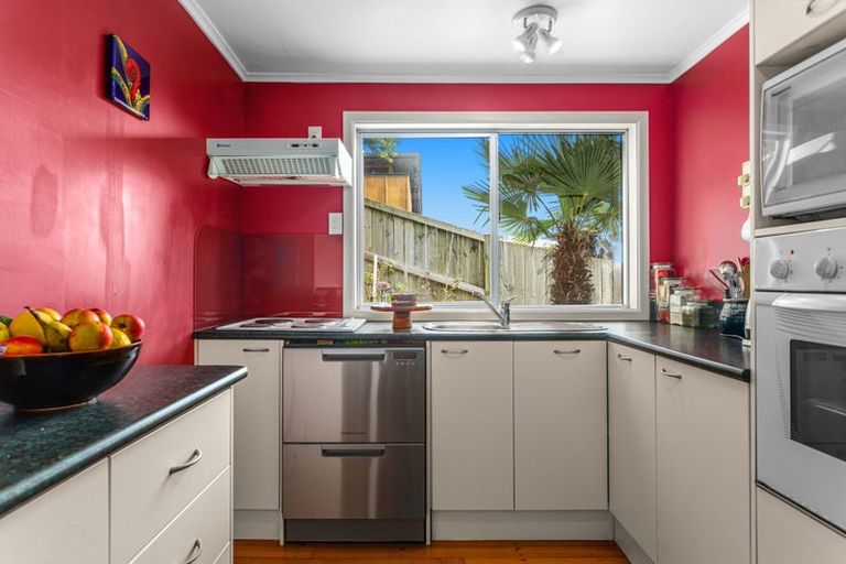 Photo of property in 244 Pohutukawa Avenue, Ohope, 3121