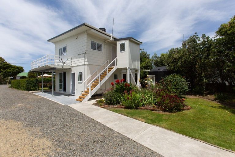 Photo of property in 30 Seaview Road, Herbertville, Dannevirke, 4970