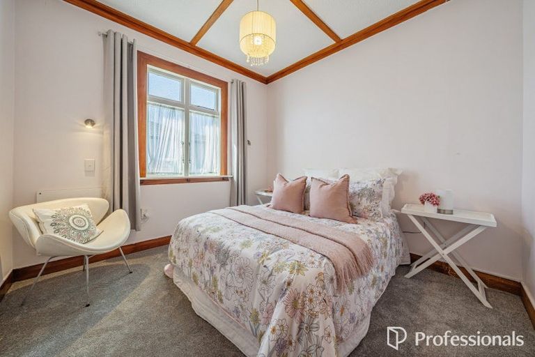 Photo of property in 17 Lincoln Avenue, Epuni, Lower Hutt, 5011