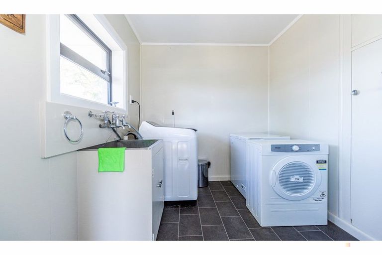 Photo of property in 3 Price Street, Waimate, 7924