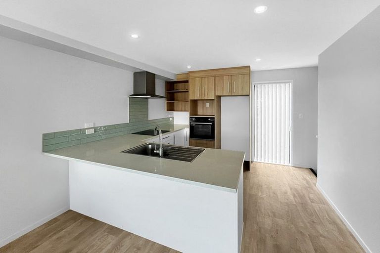 Photo of property in 53 Tima Lane, Mangere Bridge, Auckland, 2022