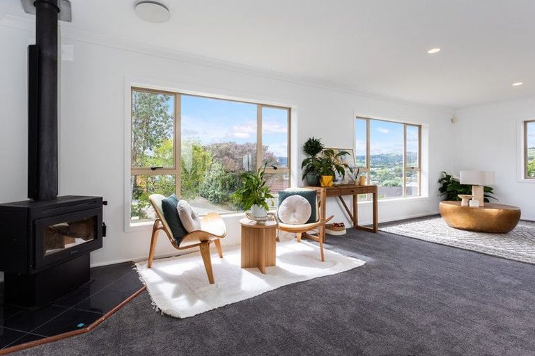 Photo of property in 34 Te Kauri Place, Helensville, 0800