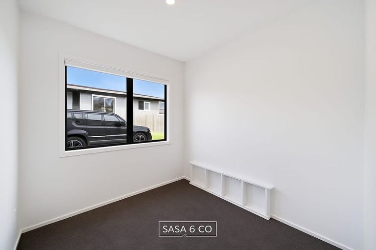 Photo of property in 90 Chelburn Crescent, Mangere East, Auckland, 2024