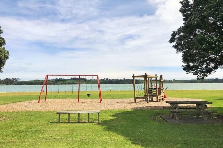 Photo of property in 63 Clarks Beach Road, Clarks Beach, 2122