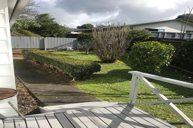 Photo of property in 2/20 Eastdale Road, Avondale, Auckland, 1026