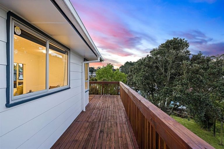 Photo of property in 22 Helena Street, Massey, Auckland, 0614