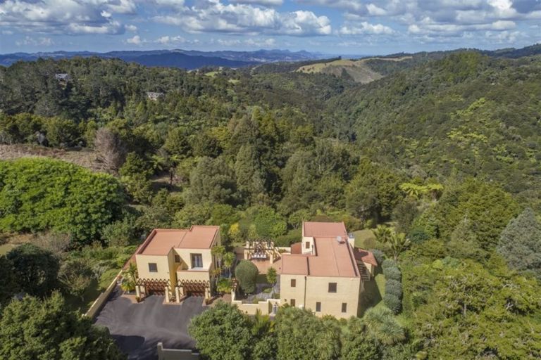 Photo of property in 15 Kanehiana Drive, Te Kamo, Kamo, 0185