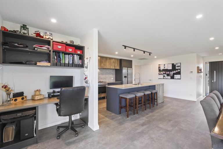 Photo of property in 80 Petries Road, Woodend, 7610