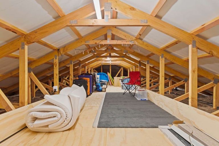 Photo of property in 6 Kuakua Close, Papamoa Beach, Papamoa, 3118