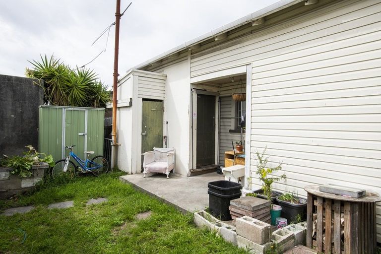 Photo of property in 299 Kahutia Street, Gisborne, 4010