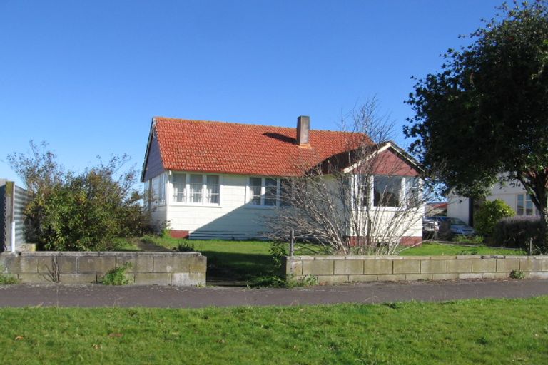 Photo of property in 22 Thames Street, Roslyn, Palmerston North, 4414