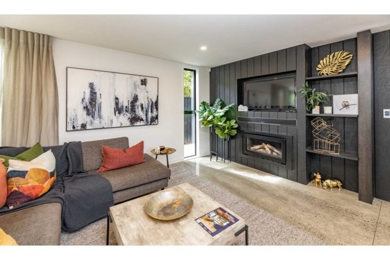 Photo of property in 9 Forbes Street, Sydenham, Christchurch, 8023