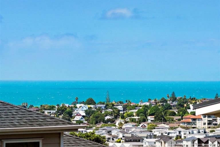 Photo of property in 20 Spyglass Street, Red Beach, 0932